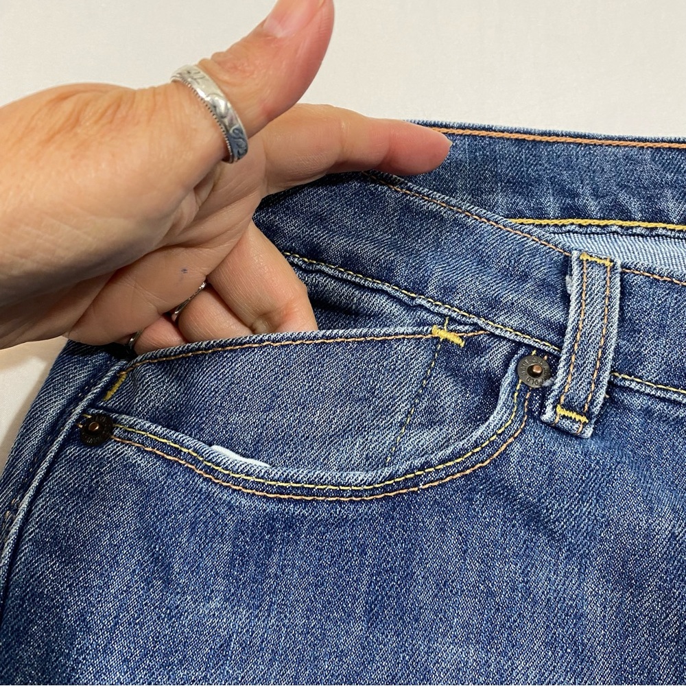 Old Navy Denim Ankle Jeans Casual Medium wash Midrise Short Straight Fit… - Picture 4 of 11